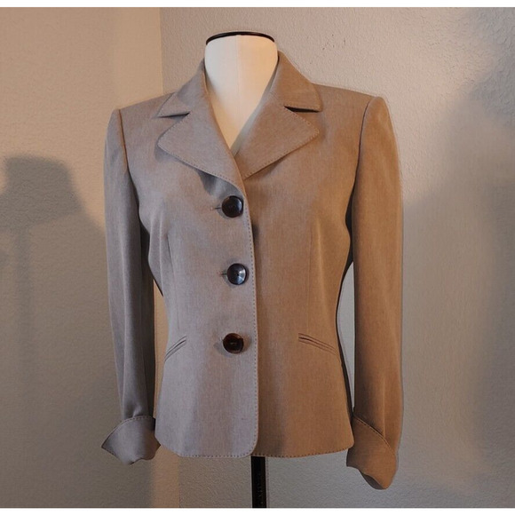 Kasper Woman's Brown Suit Jacket ONLY Size 8 Shoulder Pads Lined Classic Simple - Picture 4 of 10